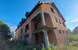 Casa P+1+2 / Cladire de apartamente 