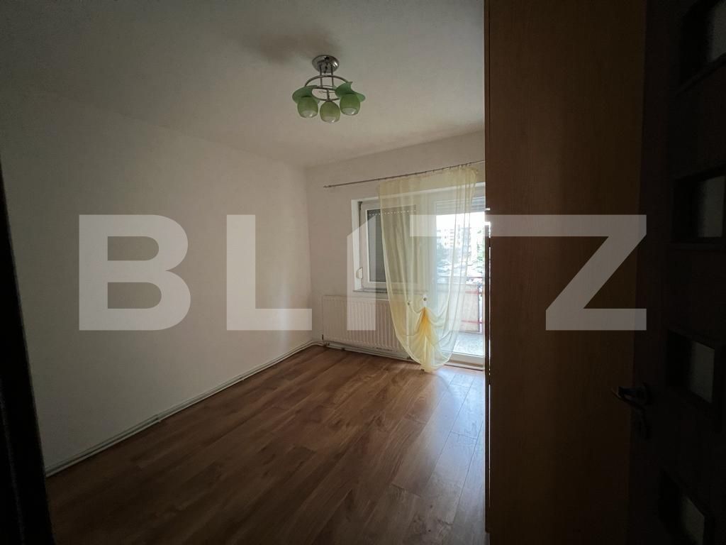 Apartament de vânzare 4 camere Micro 17 - 119955AV | BLITZ Satu Mare | Poza3