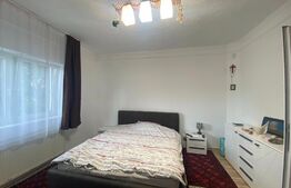 Casa 3 camere + curte 