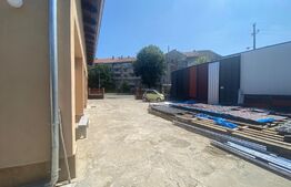 Casa 132 mp + 400 mp hala pentru productie / depozitare + 1600 teren intravilan front 27 mt