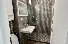 Apartament 3 camere semicentral. Se vinde cu chirias !!!