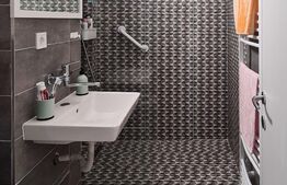 Apartament 3 camere semicentral. Se vinde cu chirias !!!