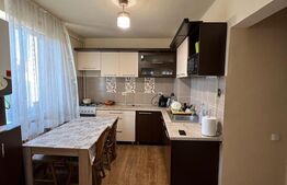 Apartament spațios cu 3 camere pe strada Closca