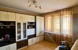 Apartament 2 camere decomandat etaj 4 cu 2 balcoane