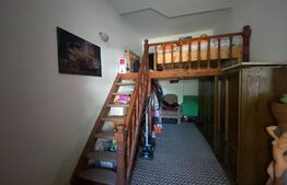 Oportunitate !!!Casa semicentrala cu 2 apartamente 