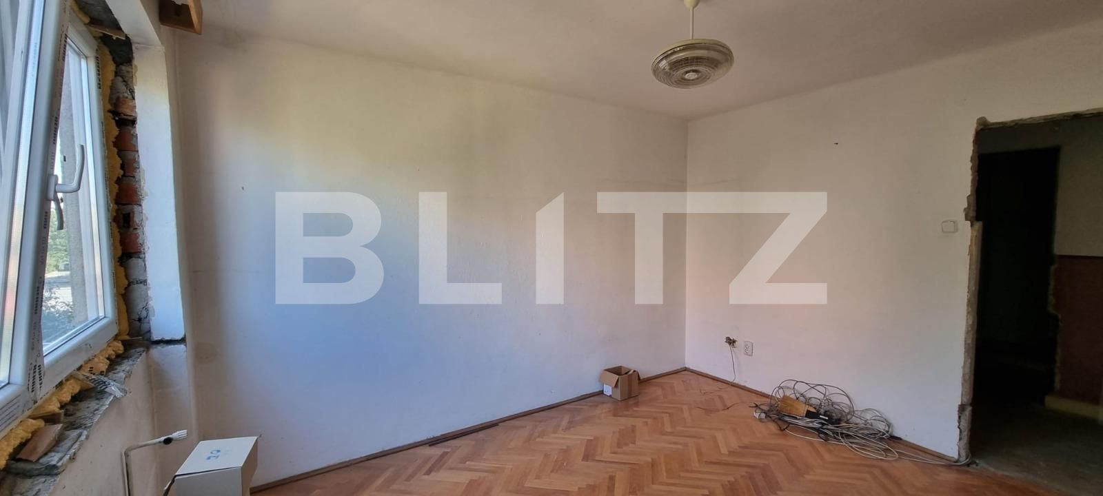 Apartament de vânzare 2 camere Micro 14 - 124377AV | BLITZ Satu Mare | Poza9