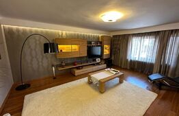 Vila de Lux de Vanzare - Eleganta si Confort, Zona 14 Mai