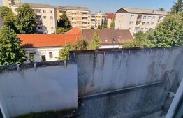 Apartament 3 camere, Central