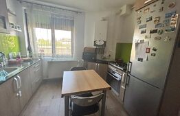 Apartament 3 camere bloc din caramida din 2012