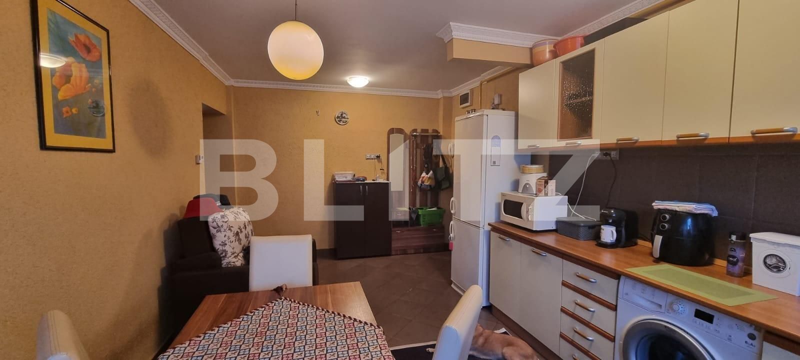 Apartament de vânzare 2 camere Micro 17 - 126083AV | BLITZ Satu Mare | Poza2