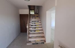 Duplex 3 camere + living