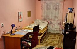 Casa de vanzare, 60 mp utili, zona Caraseu