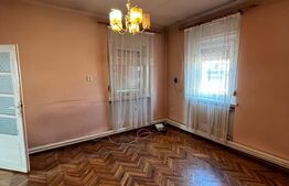 Casă cu Spațiu Comercial în Zona Soarelui