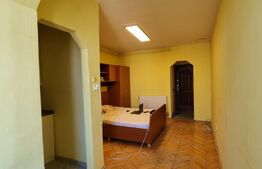 Garsoniera, zona Ostrovului et.4/4