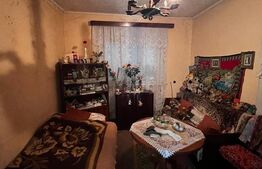 Casă Veche în Lazuri