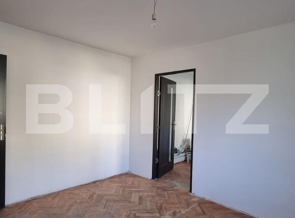 Apartament de vânzare 2 camere Micro 14 - 127045AV | BLITZ Satu Mare | Poza1