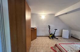 Casa individuala zona Auchan  parter + mansarda + 260 mp teren. acoperis schimbat recent   