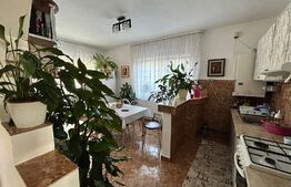 Casa individuala zona Auchan  parter + mansarda + 260 mp teren. acoperis schimbat recent   