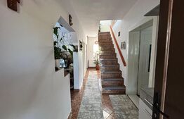 Casa individuala zona Auchan  parter + mansarda + 260 mp teren. acoperis schimbat recent   