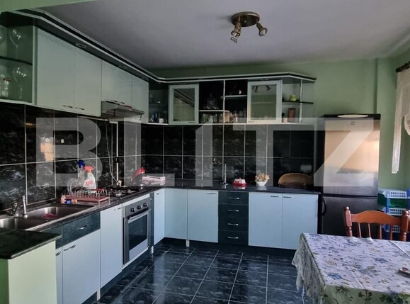 Apartament de închiriat 4 camere Micro 17 - 127656AI | BLITZ Satu Mare | Poza2