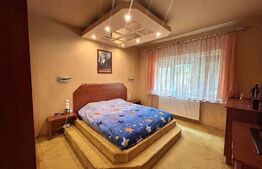 Apartament zona centrala 3 camere + 100 mp gradina privata + terasa 