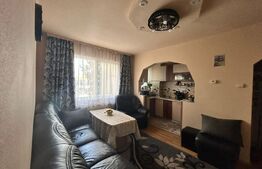 Apartament 3 camere etaj 2  micro 14 la pret de 2 camere  mobilat si utilat 