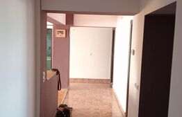 Apartament 4 camere decomandat etaj 8 Micro 17 