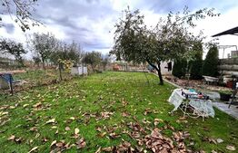 Casa cu 4 camere  pe 2 nivele cu 180 mp uitii + 7 ari teren Str Careiului 