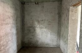 Vânzare Casă Spațioasă cu Două Unități Locative Separate - Botiz