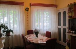 Casa spațioasă și rafinată cu multiple facilități în zona Piața Mica