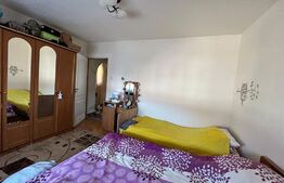 Apartament 2 camere decomandat etaj 4 cu balcon 