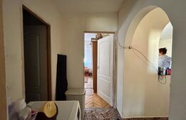 Apartament 2 camere decomandat etaj 4 cu balcon 