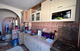 Apartament 2 camere decomandat etaj 4 cu balcon 