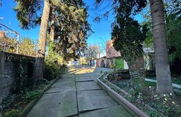 Apartament 3 camere decomandat etaj 1  zona spitalul vechi 