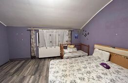 Casa pe 2 nivele suprafata 240 mp utili + 475 mp teren 