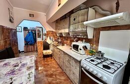 Apartament 3 camere etaj 4 micro 16 cu balcon si parcare ( 916€ mp ) 