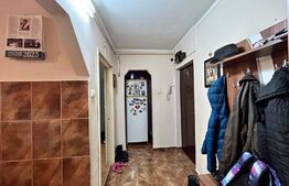 Apartament 3 camere etaj 4 micro 16 cu balcon si parcare ( 916€ mp ) 