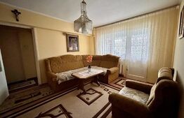 Apartament 3 camere etaj 4 micro 16 cu balcon si parcare ( 916€ mp ) 