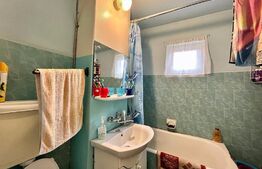 Apartament 3 camere etaj 4 micro 16 cu balcon si parcare ( 916€ mp ) 