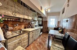 Apartament 3 camere etaj 4 micro 16 cu balcon si parcare ( 916€ mp ) 