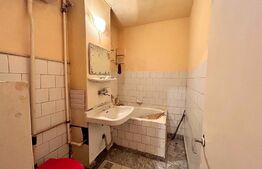 Garsoniera parter tip apartament zona Closca bloc curat 