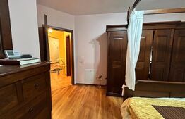 Apartament 3 camere decomandat in Micro 16  foarte spatios cu 2 bai si 2 balcoane parter inalt 