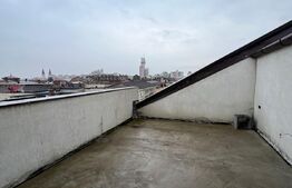 Penthouse central, situat pe Strada Petofi Sandor