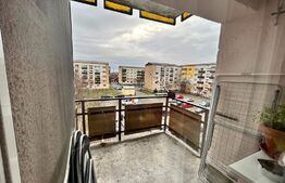 Apartament decomandat  cu 4 camere etaj 3 Micro 17 