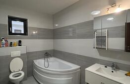 Oază de Confort în Lazuri – Casa Perfectă Vă Așteaptă!