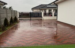 Oază de Confort în Lazuri – Casa Perfectă Vă Așteaptă!