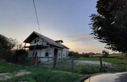 Casa la rosu 205mp + teren 1500 mp in Satmarel