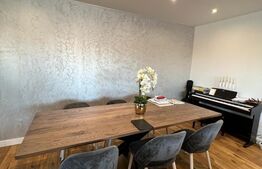 Casa moderna cu garaj si anexa (garsoniera), Str. Caprioarei 