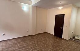  Pachet imobiliar cu trei spații Comerciale,40,94 respectiv 147 mp utili , în zonă centrală