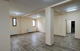  Pachet imobiliar cu trei spații Comerciale,40,94 respectiv 147 mp utili , în zonă centrală